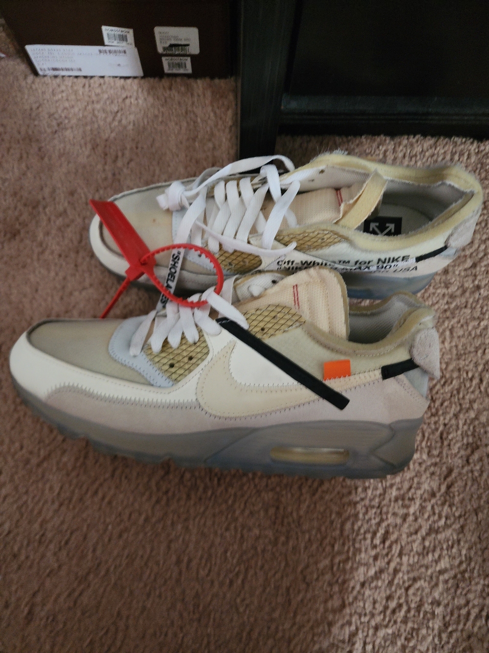 Off-White Low-Top Sneakers in White and Cream